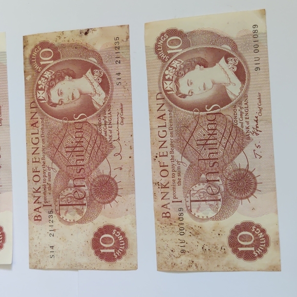 X3 Vntge Queen Elizabeth Ten Shillings Collectible Rare - Picture 7 of 7